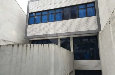 Prédio à venda na Rua Oliveira Peixoto, --, Aclimação, São Paulo