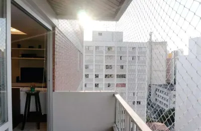 Apartamento reformado, mobiliado, com 2 dormitórios, 1 suíte, com varanda e 1 vaga em perdizes.