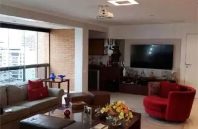 Apartamento à venda na vila mariana um por andar com segurança 24h agende uma visita!!