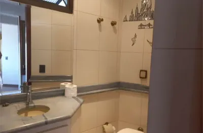 Apartamento   com varanda -03 suites . - 3 vgs. - 213,25 m² úteis 550mts do parque da aclimação,