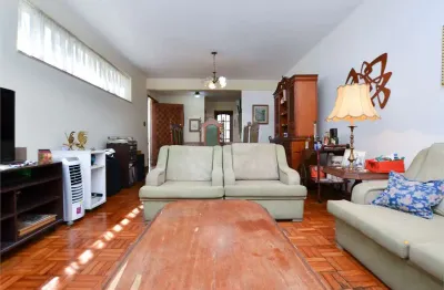 Casa com 3 quartos à venda na Rua Professor Daijiro Matsuda, --, Moema, São Paulo