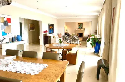 Apartamento de 340m² à venda em moema - 4 suítes 4 quartos 5 vagas