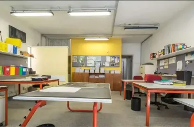 Sobrado no brooklin comercial e residencial 180m2 03 dormitórios (01 suíte)