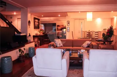 Casa com 3 quartos à venda na Avenida Piassanguaba, --, Planalto Paulista, São Paulo