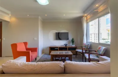 Apartamento com 3 quartos à venda na Rua Doutor Silvino Canuto Abreu, --, Campo Belo, São Paulo