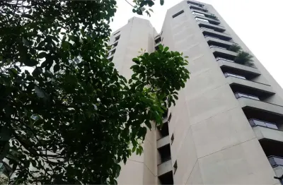 Apartamento de 245m² no morumbi,todo reformado,3 suítes,terraço gourmet,4 vagas
