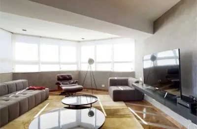 Apartamento cobertura duplex a 4 quadras do parque e 1 quadra da ciclofaixa faria lima !