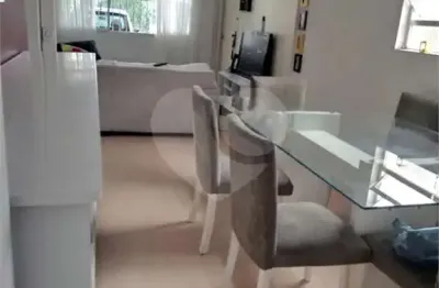 Casa térrea com renda. oportunidade incrível para seu investimento.