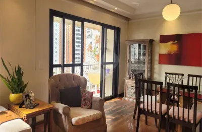 Apartamento com 3 quartos à venda na Rua Gaivota, --, Moema, São Paulo