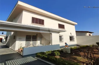 Vende casa no planalto paulista, 216m² de área útil, 400m² de área de terreno