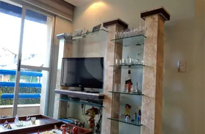 Apartamento com 3 quartos à venda na Rua Fradique Coutinho, --, Pinheiros, São Paulo