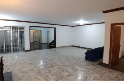 Excelente sobrado a venda no planalto paulista, com 4 dormitórios, 3 suítes, 6 salas e 10 vagas