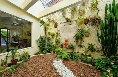 Casa com 3 quartos à venda na Rua das Violetas, --, Planalto Paulista, São Paulo