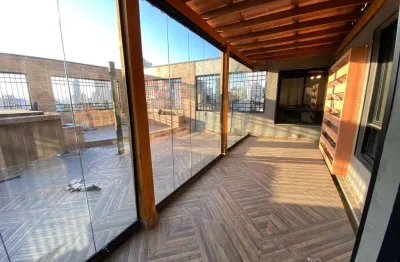 Excelente cobertura duplex com jacuzzi, lareira e churrasqueira, vista fantástica no alto da lapa.