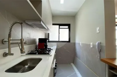 Lindo apartamento reformado na vila nova conceição com 65m², 2 dormitórios e 1 vaga