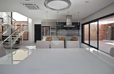 Casa com 4 quartos à venda na Rua Dona Elisa Pereira de Barros, --, Jardim Europa, São Paulo