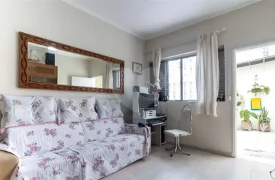 Linda casa no planalto paulista de 140m², com 4 quartos, 1 suíte e duas vagas de garagem