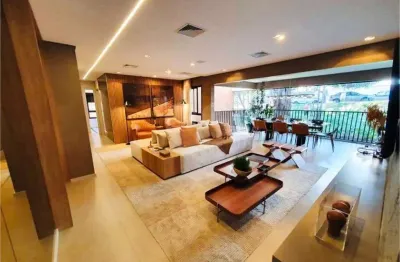 Vila clementino, 4 dormitorios , 2 suites e 2 vagas na melhor localizacao. perto metro.