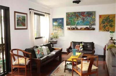 Apartamento com varanda, 3 quartos, 2 suítes no paraíso ! andar baixo