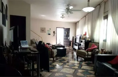 Casa com 3 quartos à venda na Rua Caramuru, --, Saúde, São Paulo