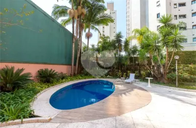 Apartamento à venda em moema, fora de rota! 210m², 3 dormitórios e 4 vagas de garagem