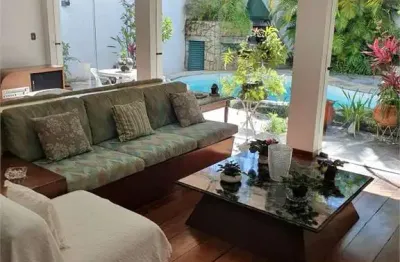 Casa com 4 quartos à venda na Avenida Itacira, --, Planalto Paulista, São Paulo