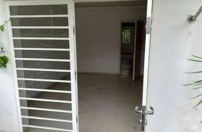 Casa com 2 quartos à venda na Rua Cônego Eugênio Leite, --, Pinheiros, São Paulo
