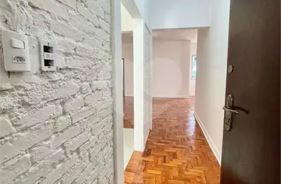 Apartamento com 2 quartos à venda na Rua Santo Antônio, --, Bela Vista, São Paulo