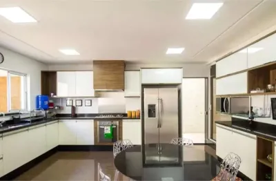 Casa com 3 quartos à venda na Rua Juvenal Galeno, --, Saúde, São Paulo