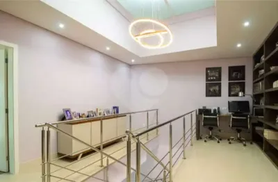 Casa com 3 quartos à venda na Rua Juvenal Galeno, --, Saúde, São Paulo