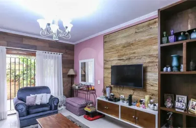 Casa com 3 quartos à venda na Rua Bergamota, --, Alto de Pinheiros, São Paulo