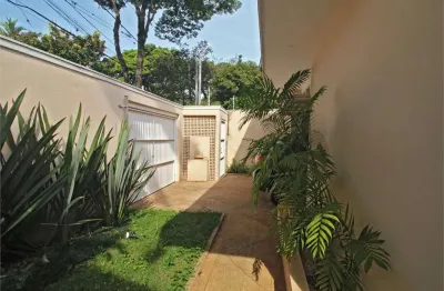 Casa com 3 quartos à venda na Rua Bauru, --, Pacaembu, São Paulo