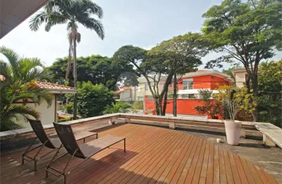 Casa com 3 quartos à venda na Rua Bauru, --, Pacaembu, São Paulo
