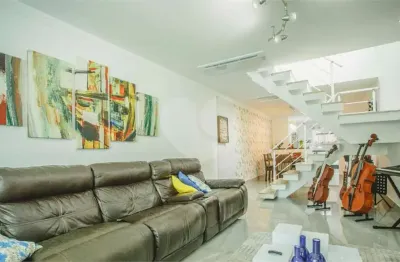 Casa com 3 quartos à venda na Rua Pero Neto, --, Saúde, São Paulo