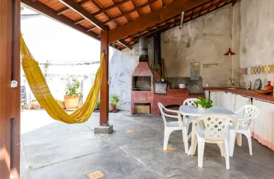 Casa no brooklin à venda. 520 m² terreno, com 3 dormitórios(2 suítes).