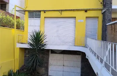 Sobrado comercial a venda. de 220m2 de área construída.