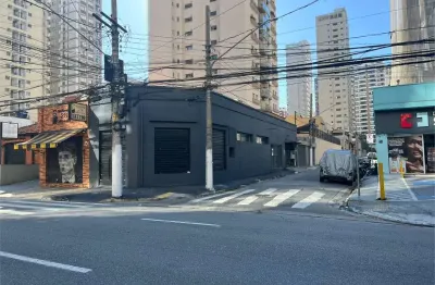 Casa comercial à venda na Alameda dos Maracatins, --, Moema, São Paulo