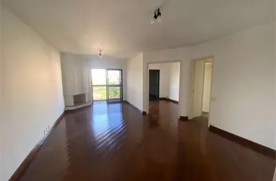 Apartamento na vila nova conceição com 116m², 03 dormitórios sendo 1 suíte e 2 vagas.