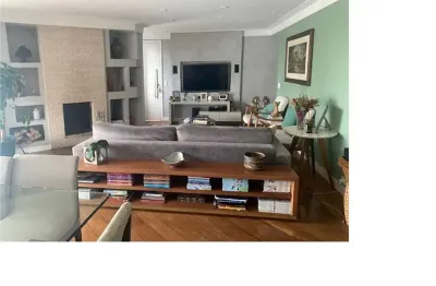Apartamento com 3 quartos à venda na Rua Cataguaz, --, Campo Belo, São Paulo
