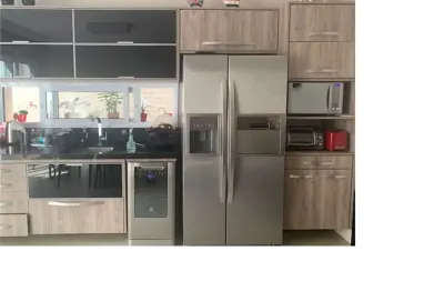 Casa em rua tranquila próxima ao shopping morumbi e market place