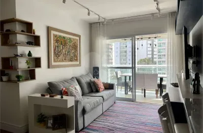 Apartamento com 3 quartos à venda na Rua Nilo, --, Aclimação, São Paulo