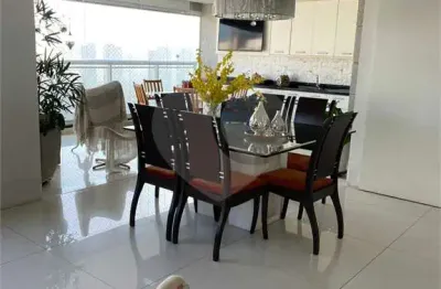 Apartamento com 3 quartos à venda na Rua Doutor Oscar Monteiro de Barros, --, Morumbi, São Paulo