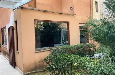 Casa com 3 quartos à venda na Rua Maranduba, --, Aclimação, São Paulo