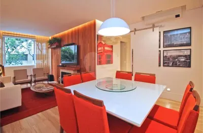 Jardim américa! apartamento reformado a venda, porteira fechada, 83m²au, 2 dormitórios , suite e 1 vaga fixa