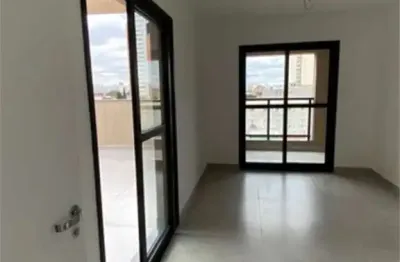 Charmosa cobertura a venda na aclimação. área aberta para varanda gourmet e projeto. ideal para pets. show! imperdível!