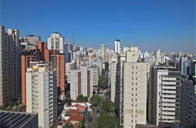 Cobertura duplex a venda no jardim américa, são 455m² de total privacidade, vista permanente.