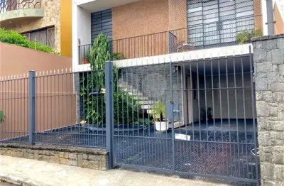 Casa com 3 quartos à venda na Rua Pero Neto, --, Saúde, São Paulo