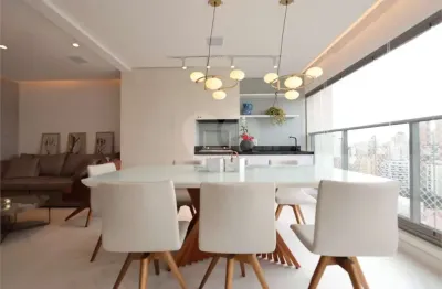 Apartamento com 3 quartos à venda na Avenida Lavandisca, --, Moema, São Paulo