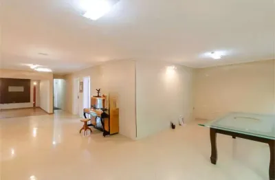Casa com 3 quartos à venda na Rua Emílio Lang Júnior, --, Saúde, São Paulo