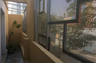 Casa comercial à venda na Avenida Moaci, --, Moema, São Paulo